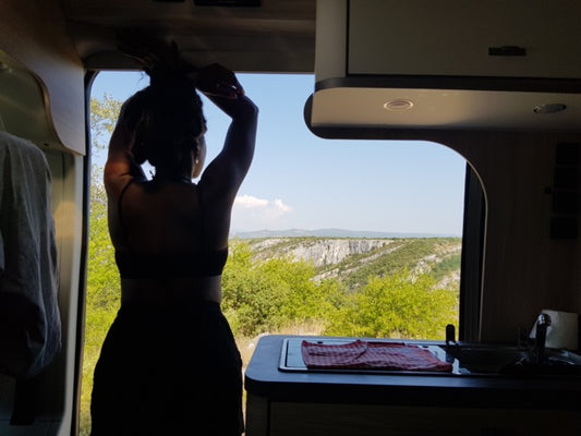 voyage van amenage femme